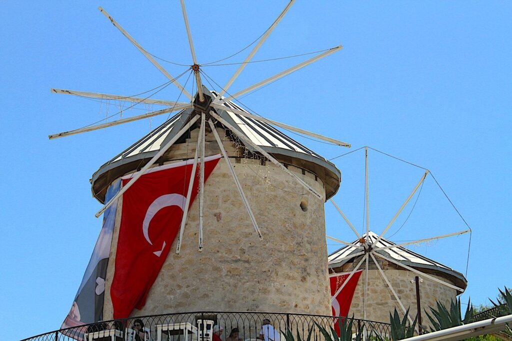 The Windmills of Alaçatı 