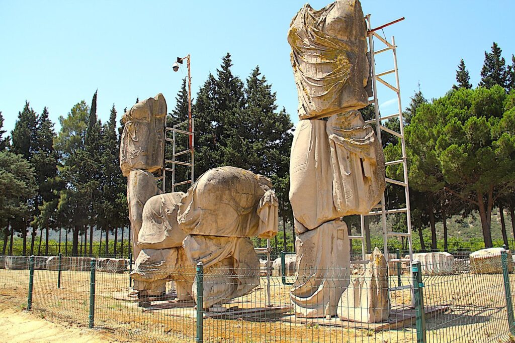 Statues of Apollo at Claros