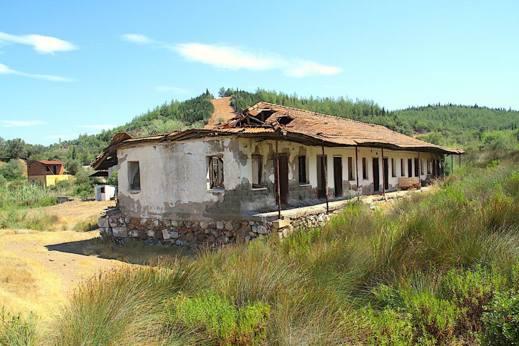 Karakoç Thermal Decrepit Building