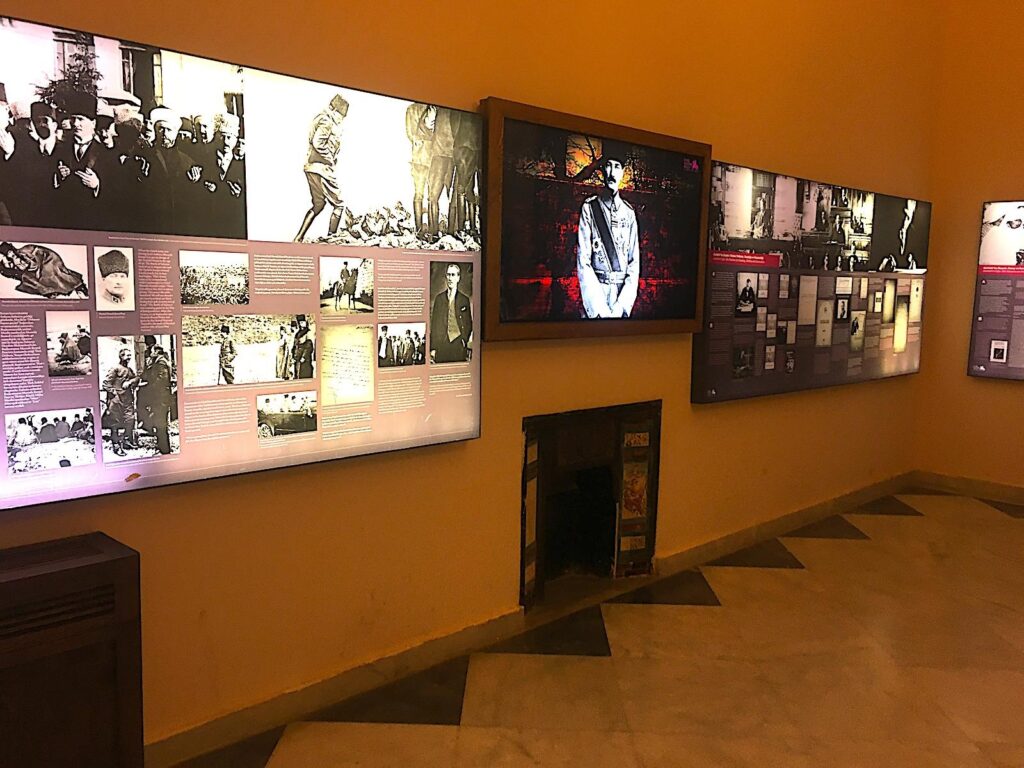 Atatürk Museum İzmir Media Displays