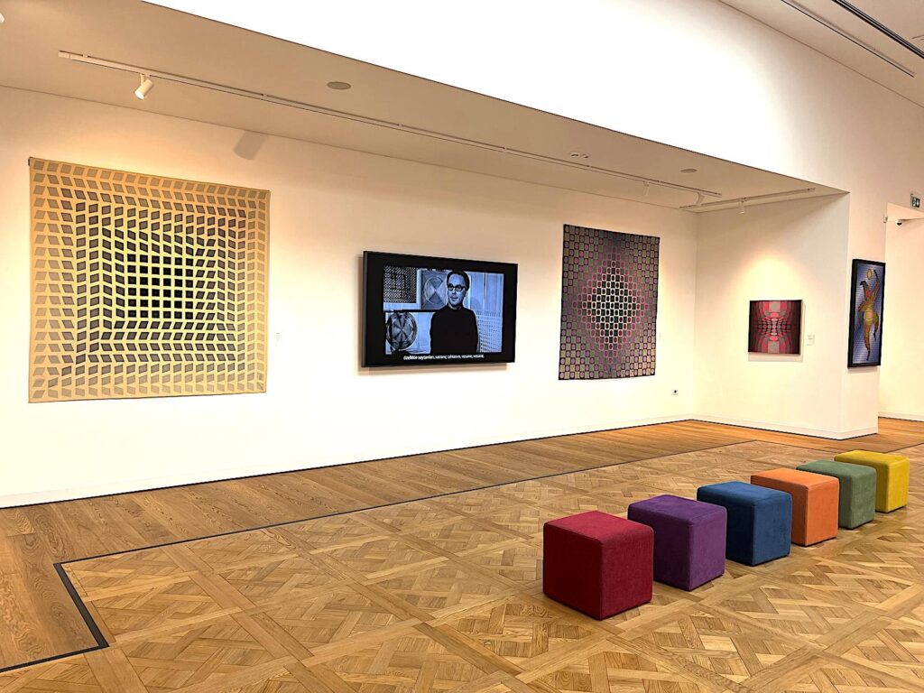 Arkas Sanat Gallery - Victor Vasarely