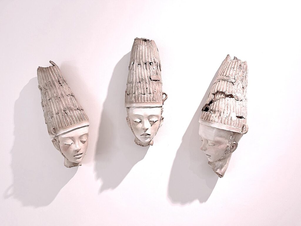 Gözde Aylis Çiçek "Confidants" Ceramic (2023)