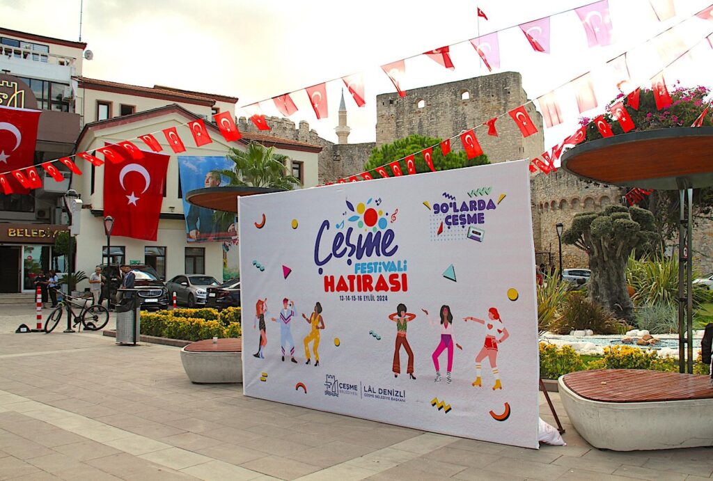 Çeşme Festival Cumhuriyet Meydanı