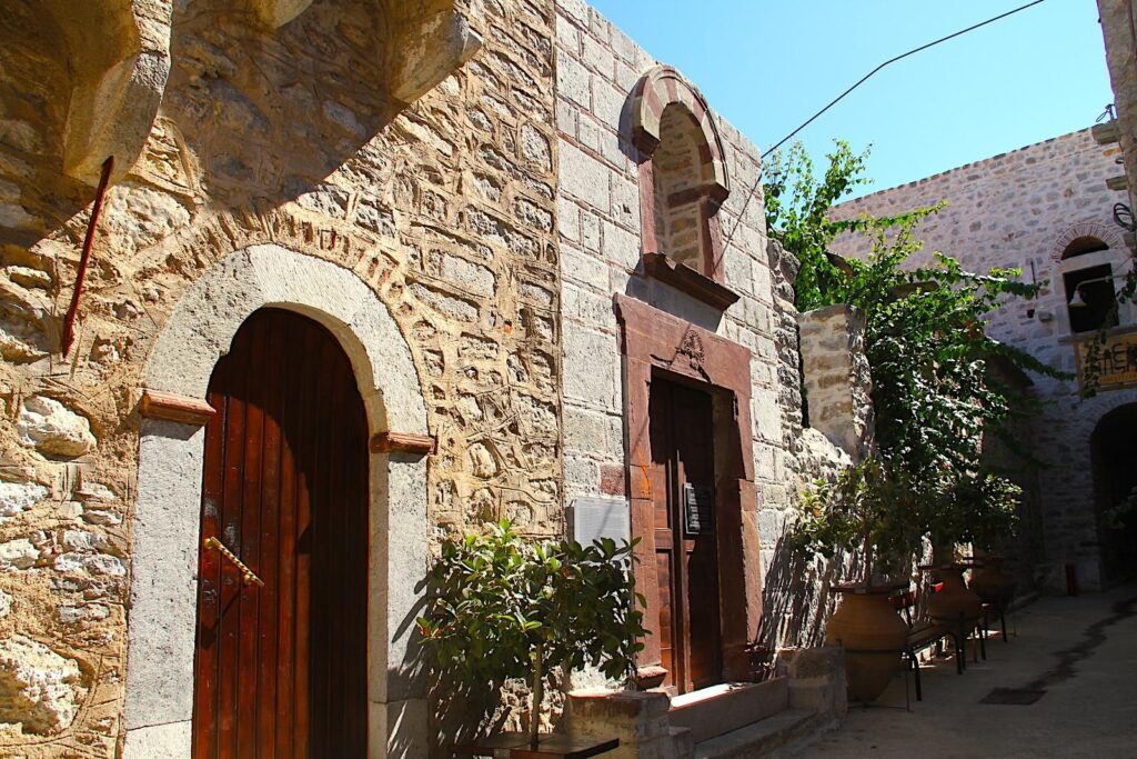 Old Church of Archangels, Mesta