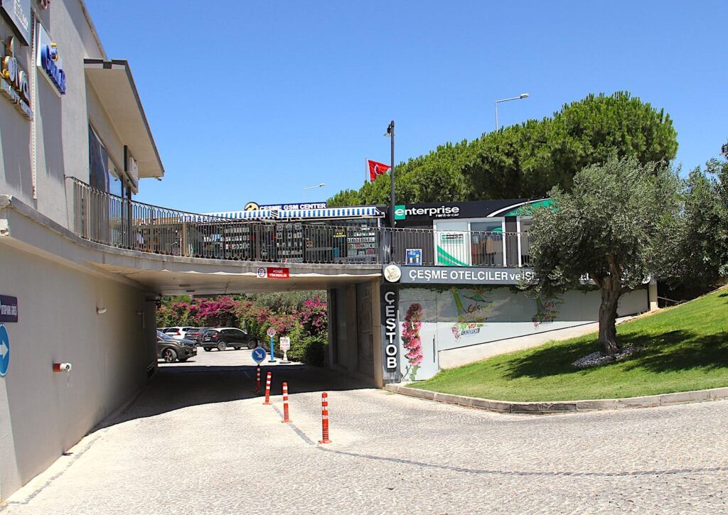 Çeşme Touristic Hoteliers Association (ÇEŞTOB) Office