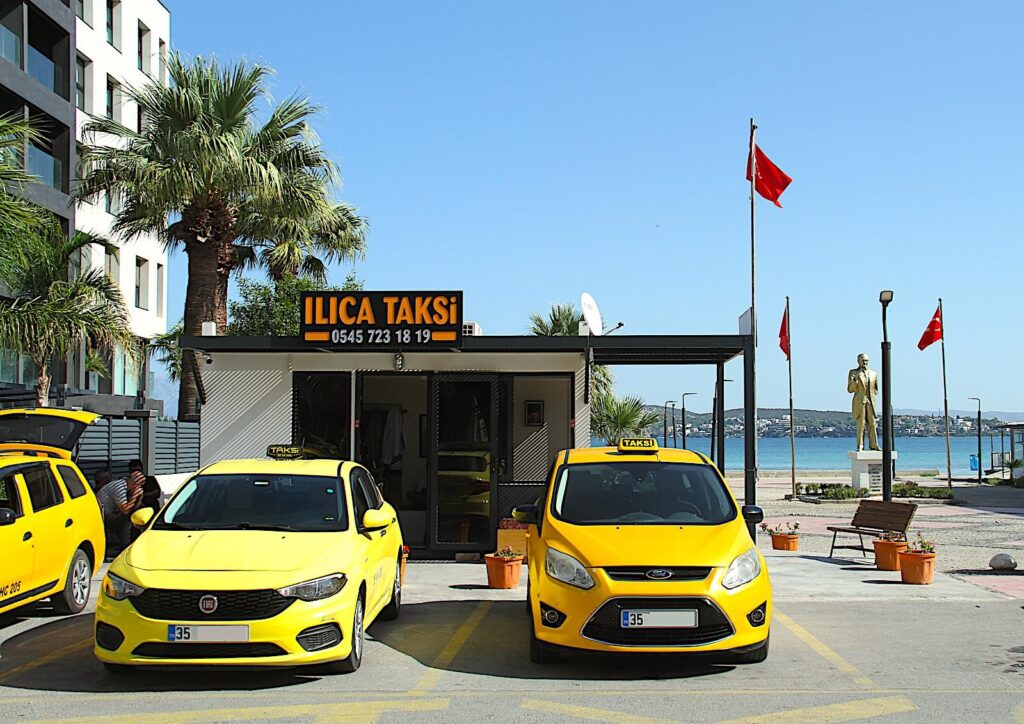 Çeşme Taxis: Ilıca Taksi station on 5065 Sokak