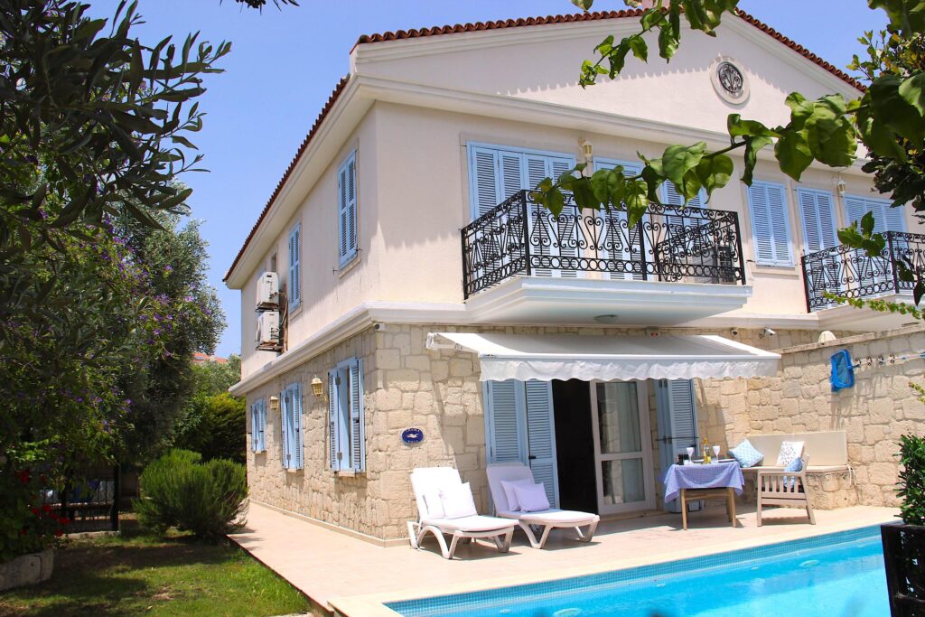 Chaika Villa - Çeşme Villas for Rent