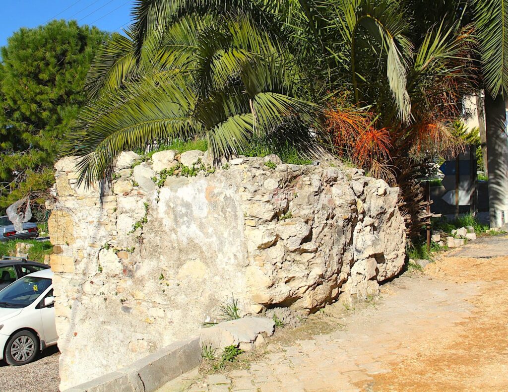 Fountains of Çeşme - Maksem on sk. 2051