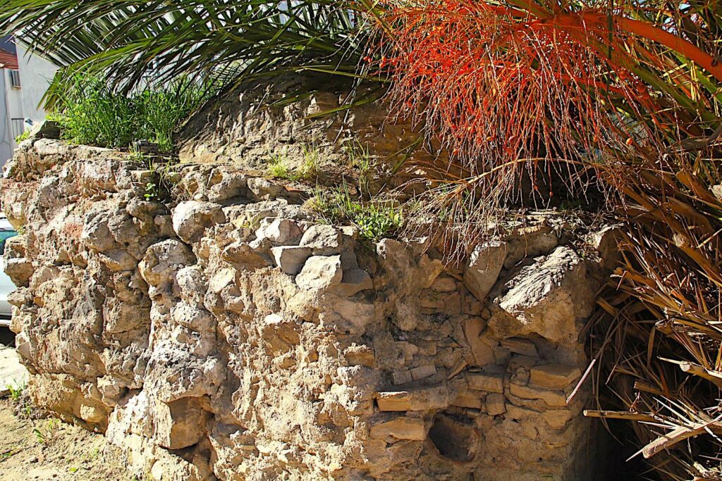 Fountains of Çeşme - Maksem on sk. 2051