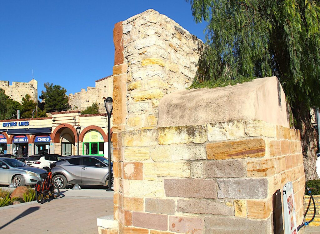 Saliha Fountain Rear View