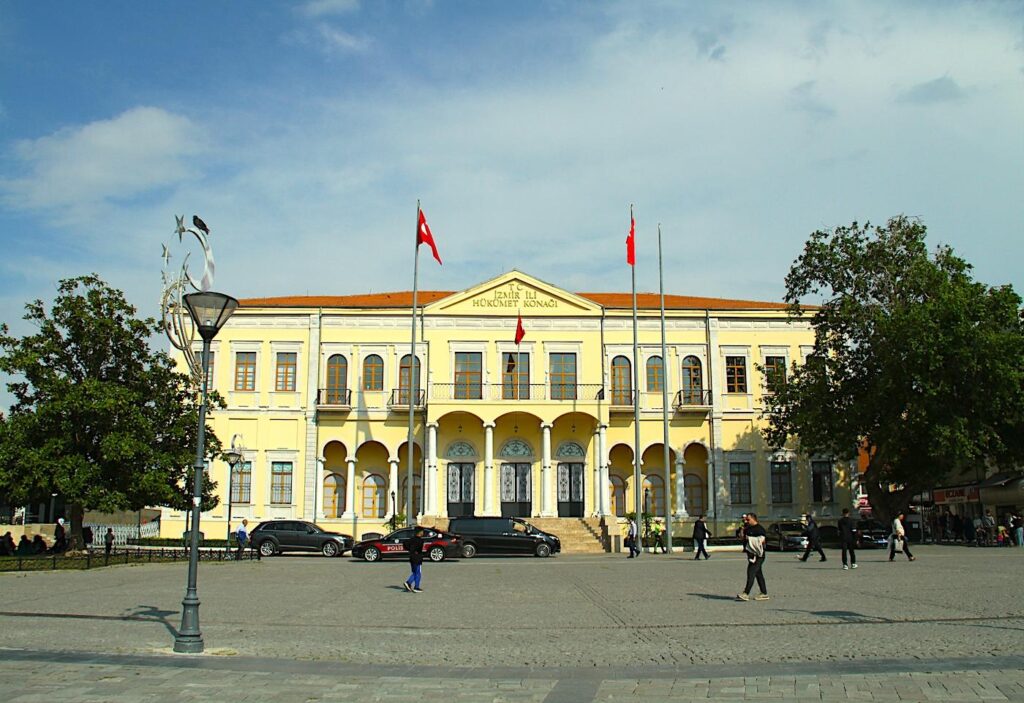 Konak Meydanı - Government House