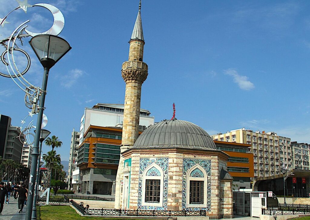 İzmir Religious Buildings - Yalı Mosque, İzmir