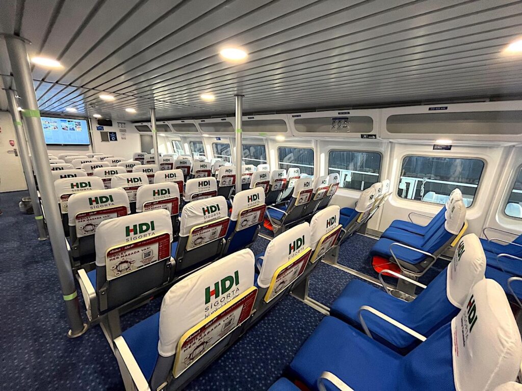 İDO Ferry Seating