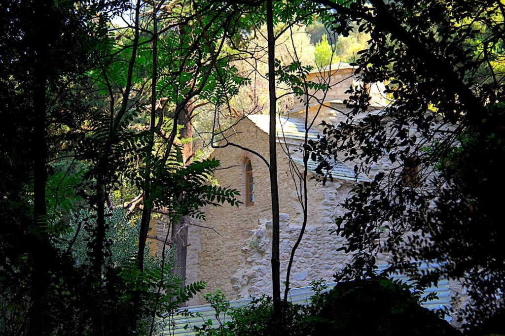 Metomorfosi Church, Potami