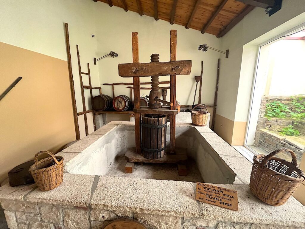 Manual & Treadable Wine Press