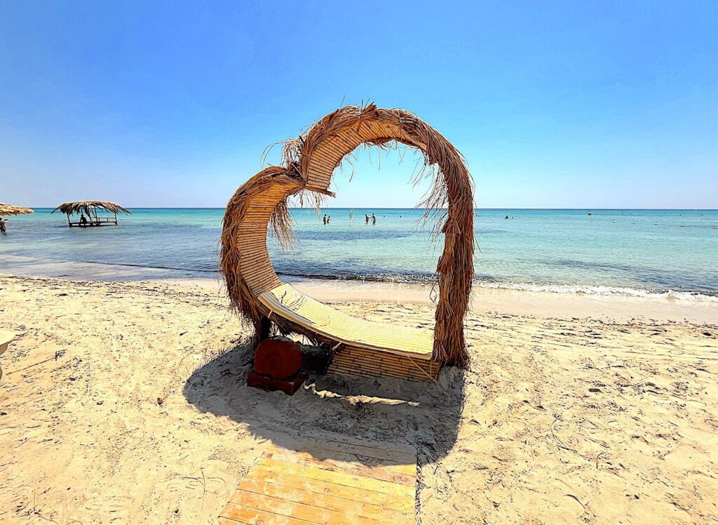 Bambu Beach Club on Altınkum Beach, Çeşme