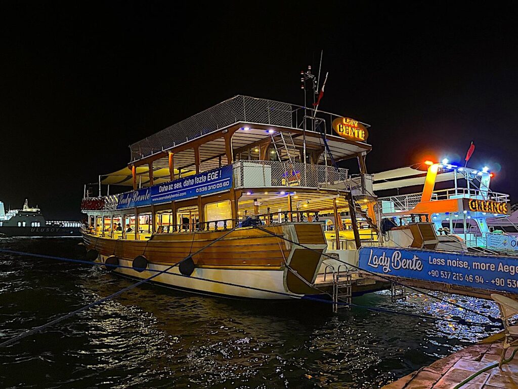 Çeşme Boat Trips - Lady Bente