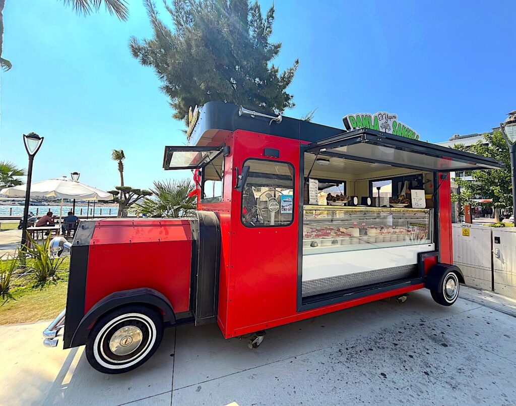 El Yapımı Damla Sakızlı (near Castle)