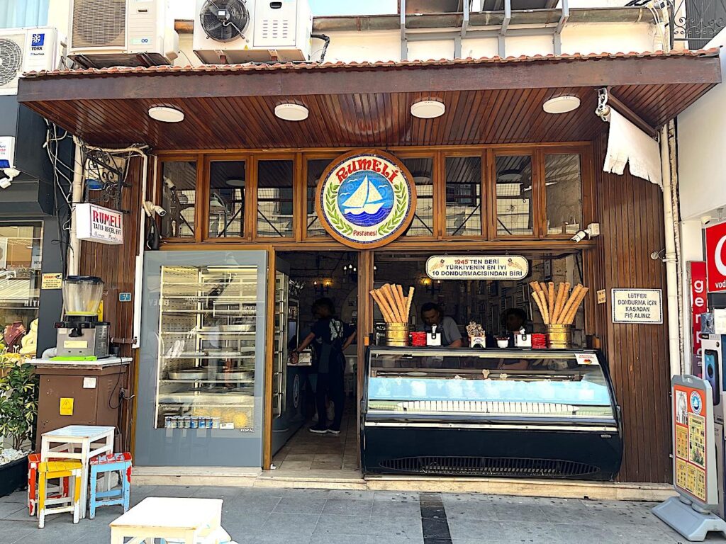 Rumeli Pastanesi - High Street