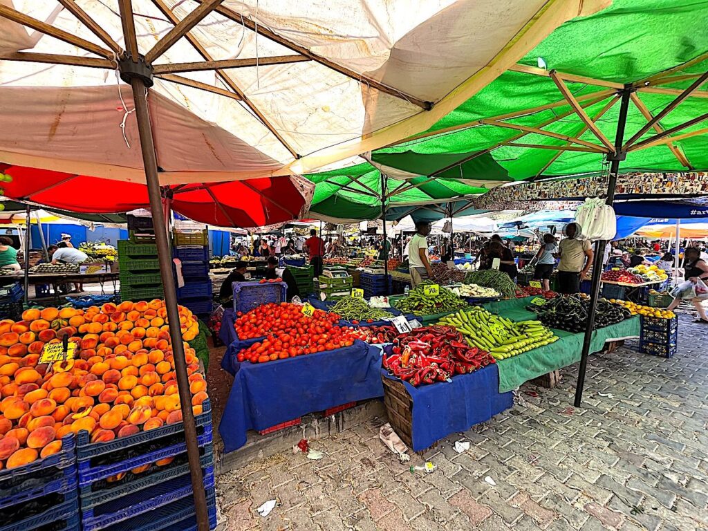 Ilıca Market - Fruit Stalls