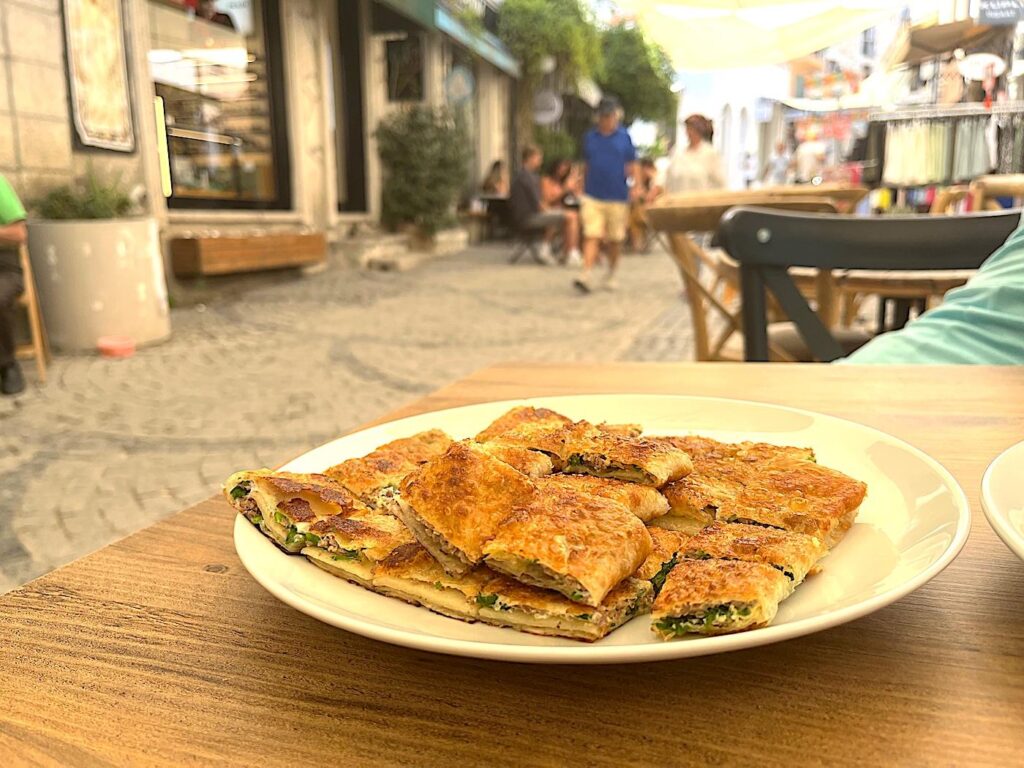 Katmer on Urla Sanat Sokağı