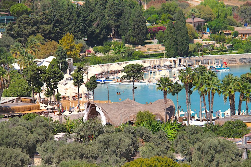 Ayayorgi Beach Clubs, Çeşme