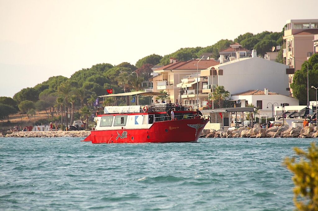 Derin Doğa Dalış Merkezi, Çeşme Bay