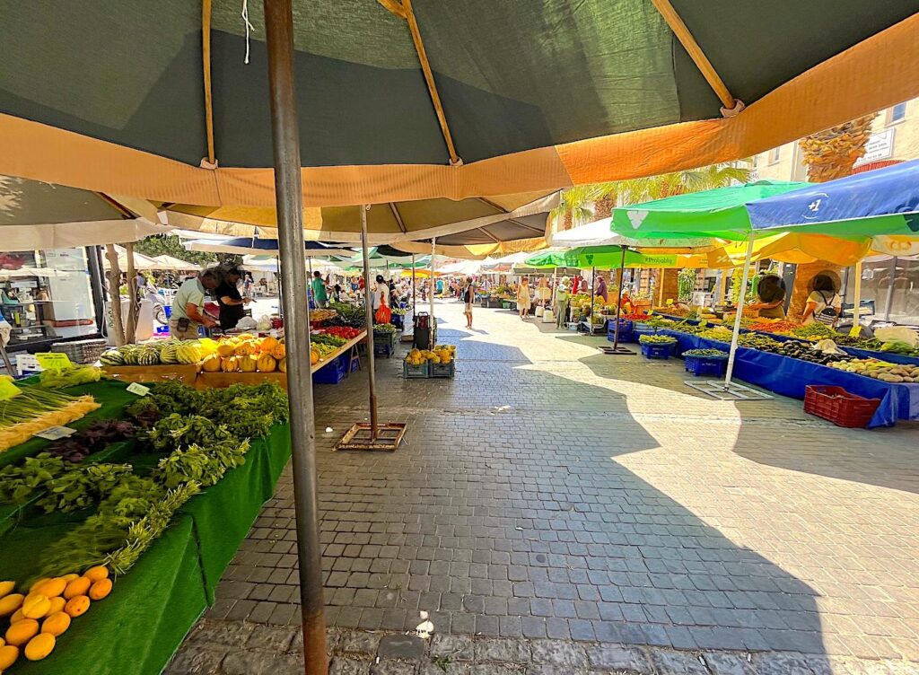 Çeşme Wednesday Market