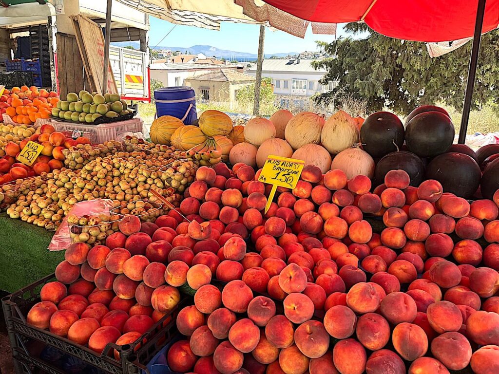 Dalyan Market (Dalyan Bay in the Background)