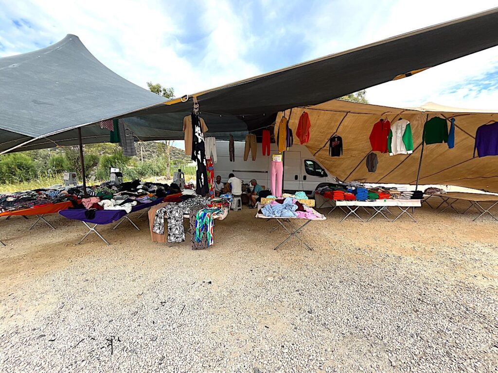 Ildır Monday Market - Clothing