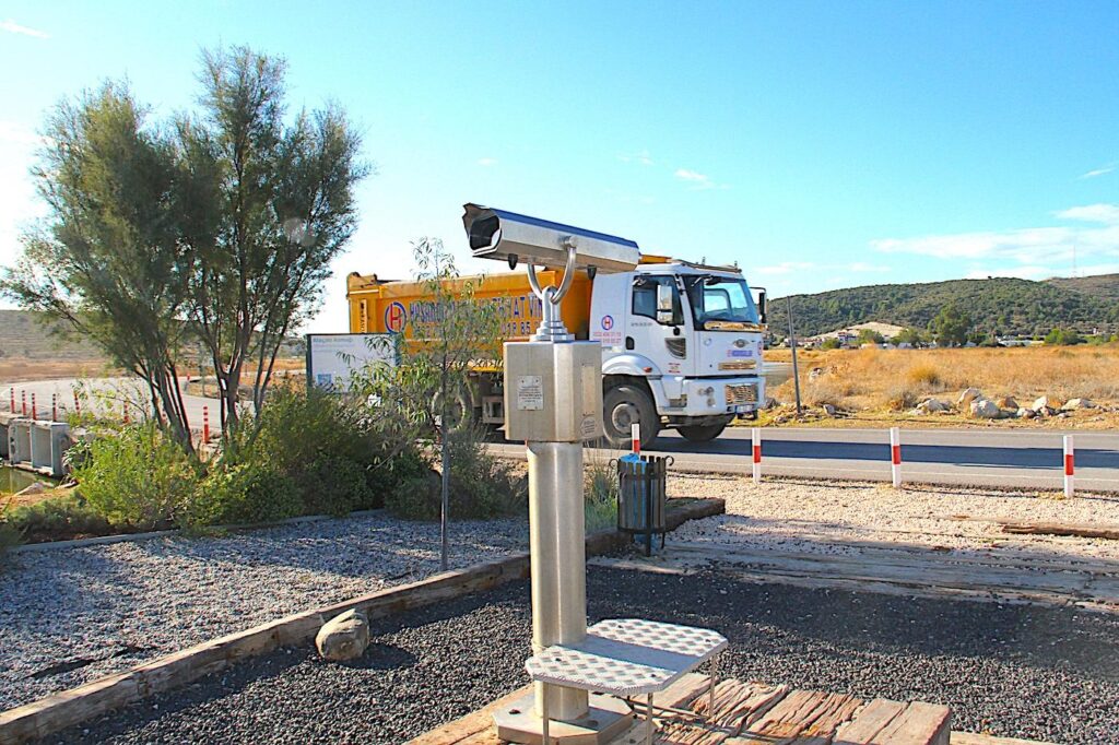 Alaçatı Wetland - Constant Truck Traffic