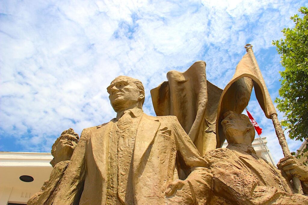 Çeşme Statues & Monuments - Mustafa Kemal Atatürk Monument